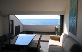 Отель The Roof On The Sea  Фондачелло